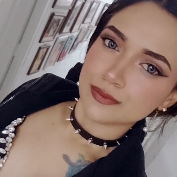 Vero on Tango Live
