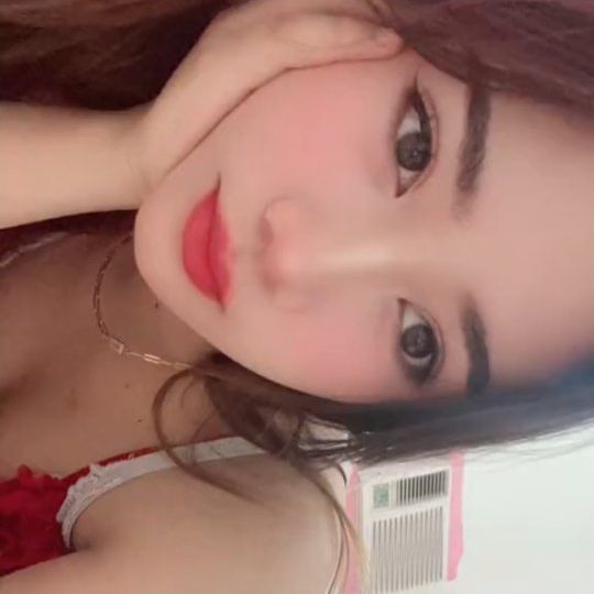 SIENNA 🌙✨2M 🙏🙏🙏🙏 on Tango Live