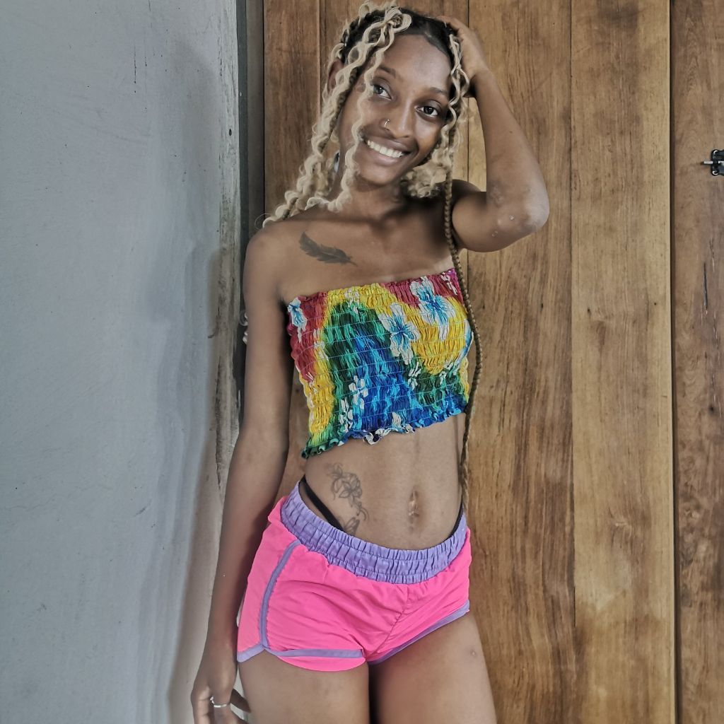 Andriciah 🥰🥰🥰 from MG on Tango Live