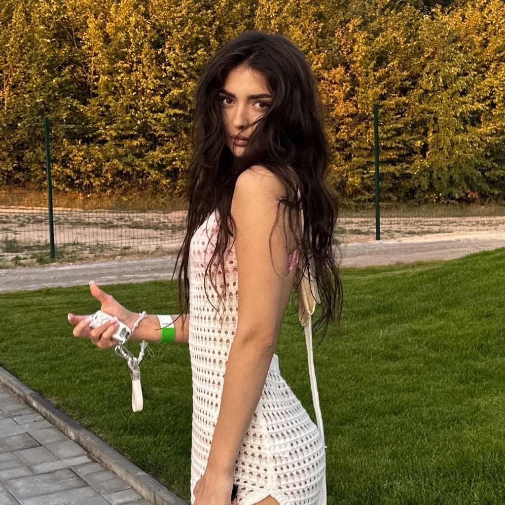 🚀Sophie🚀 from UA on Tango Live