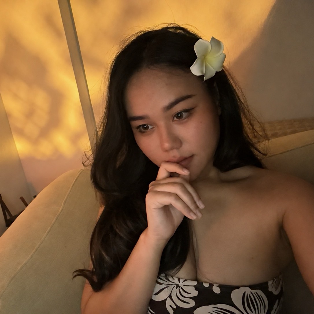 Talk_ⁱˢ ᶜʰᵉᵃᵖ🌬️ from TH on Tango Live