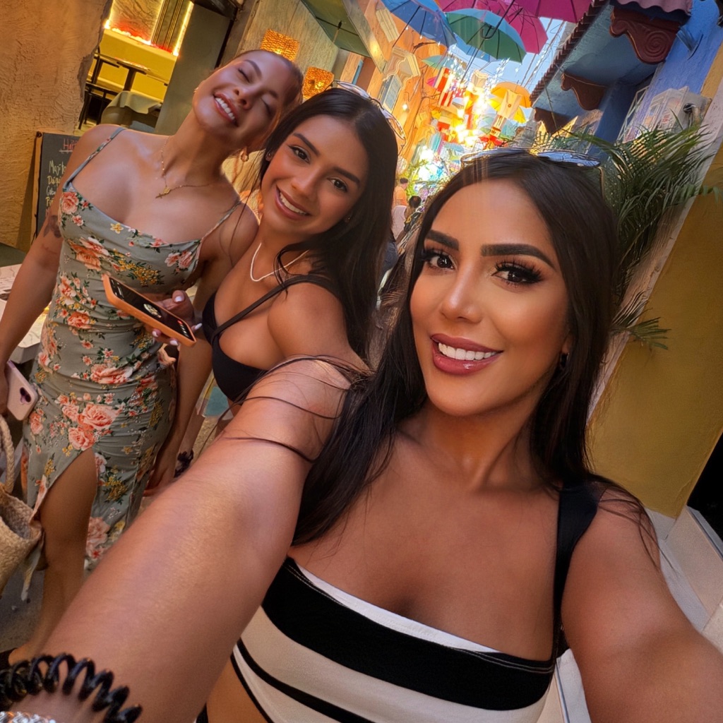 🧿🔱Naty🌙🖤 🔱🧿 from CO on Tango Live