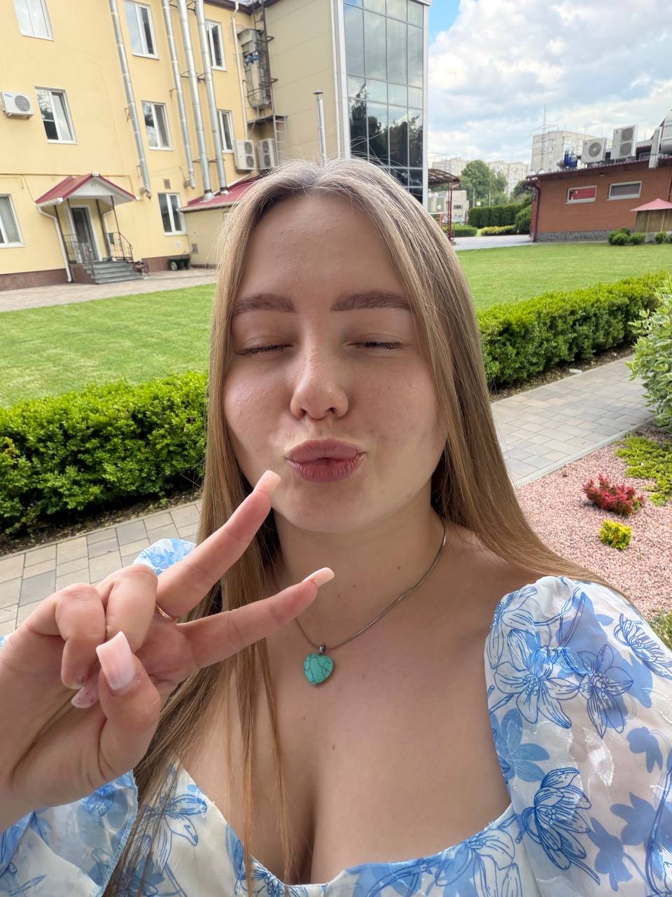Sofiq ᴼᵃˢᶦˢ from UA on Tango Live