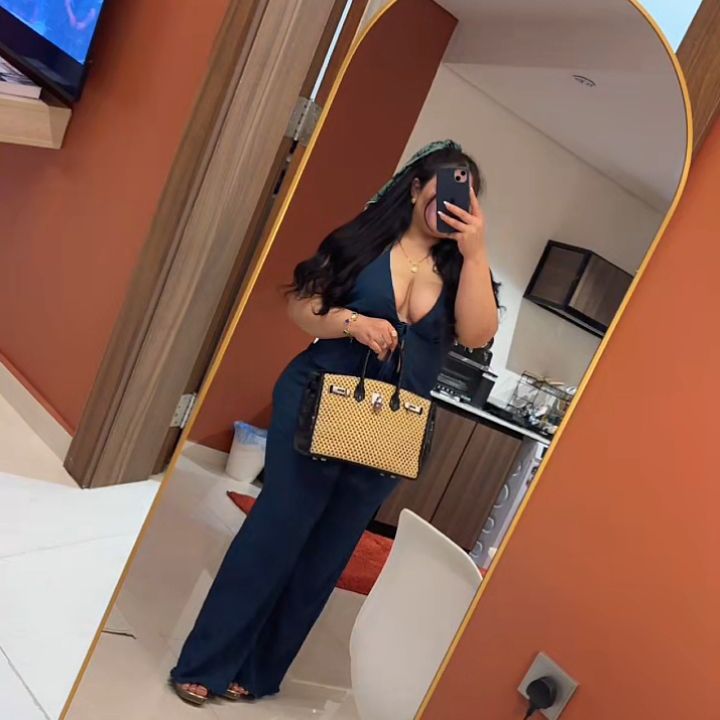 مــــــزيـــــــــــــونـة👑🦋 from SA on Tango Live