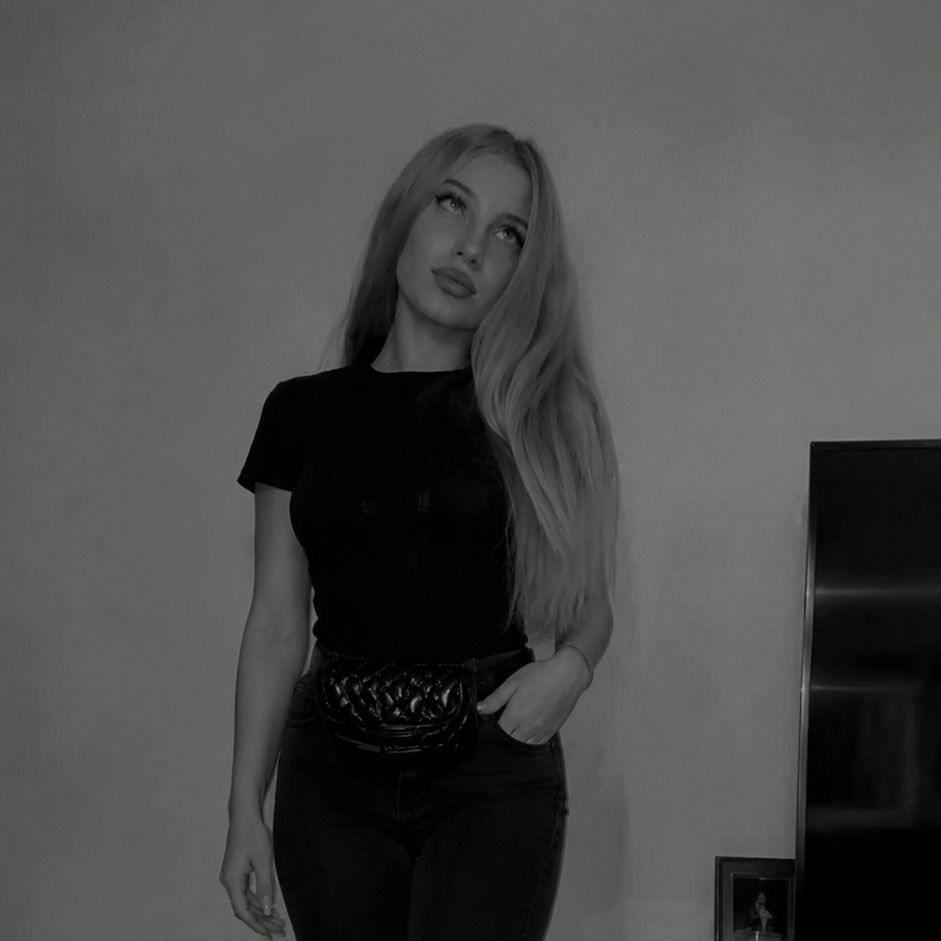 AleeAlex from RO on Tango Live
