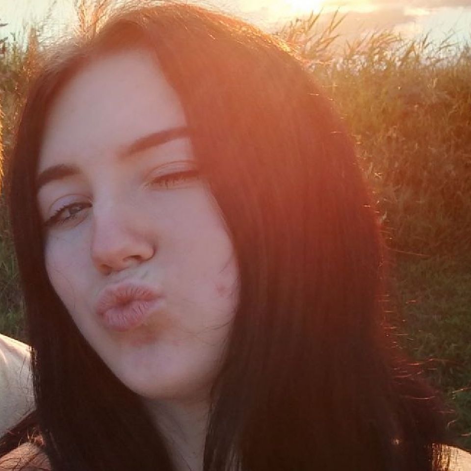 Diankaaaaa from UA on Tango Live