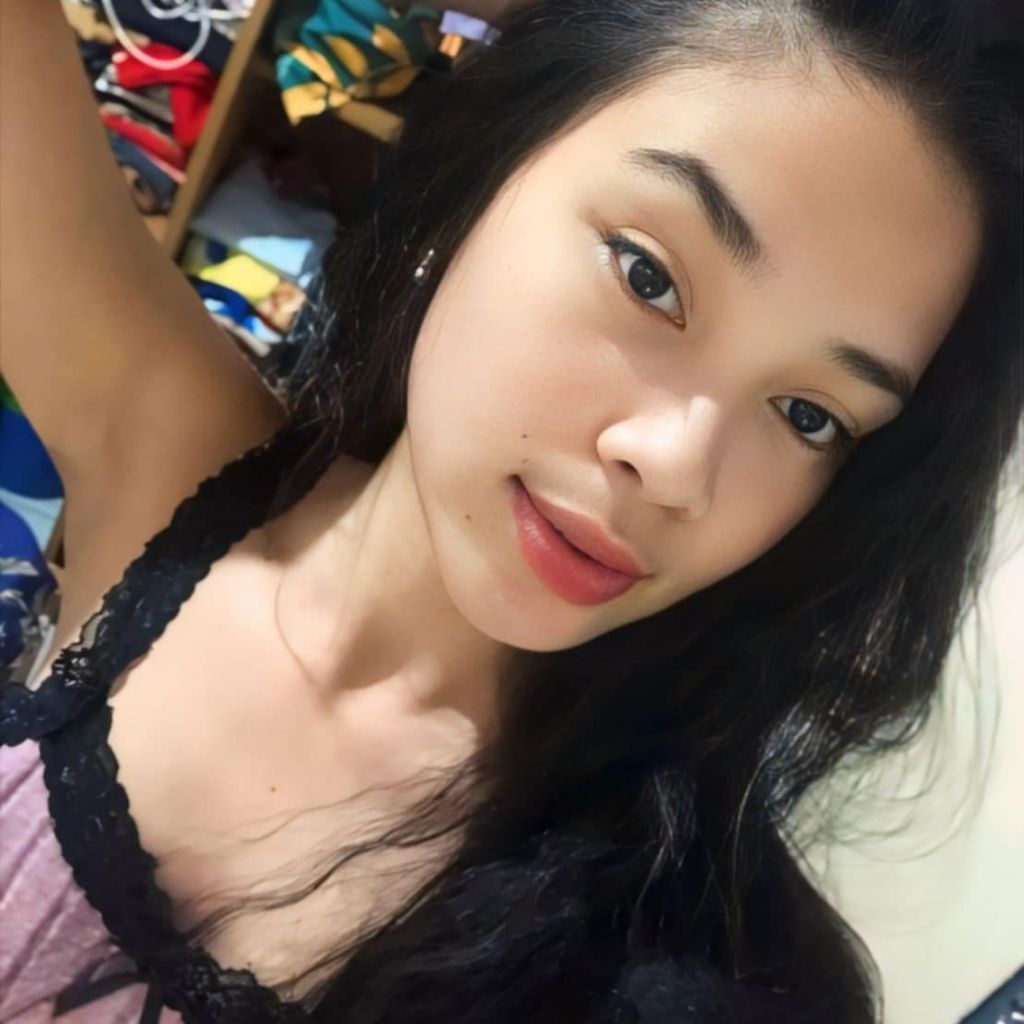 🥰coco❤️ from PH on Tango Live