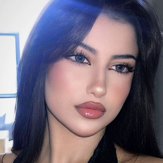 سلمى on Tango Live