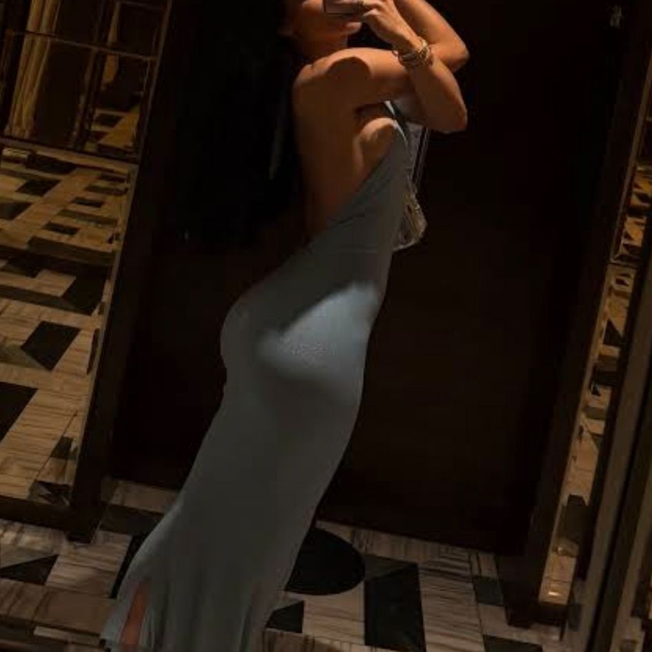 Zeynepp.,., on Tango Live