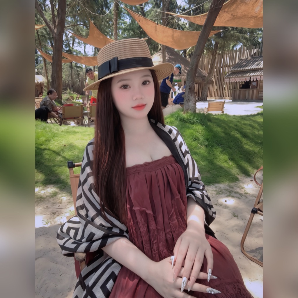 🎀 Bé nyy 🎀 from VN on Tango Live