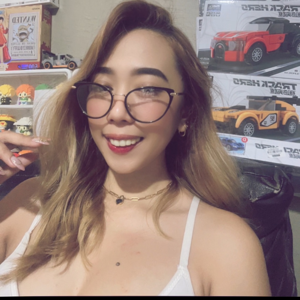 ✨KAT✨ from PH on Tango Live