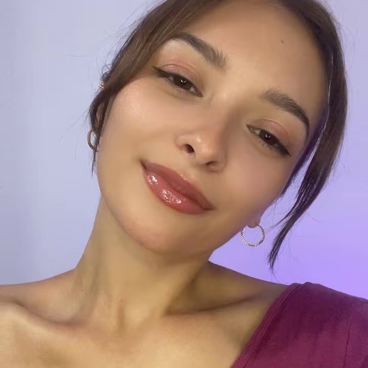 kri_Ss🦋 from UA on Tango Live