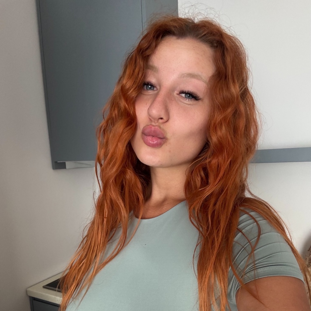 FOXY 🦊⁶⁹ from UA on Tango Live