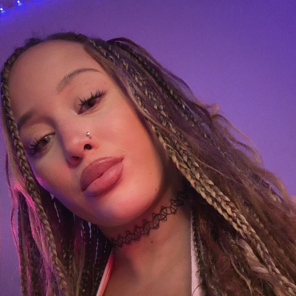 ☯︎ 🌋👽Erika Love🌪️🌸🌊🐉 from US on Tango Live