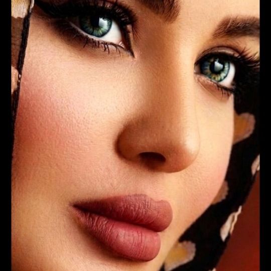 🍑الملكه بطه🍑 on Tango Live