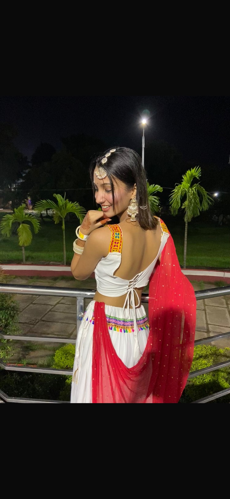 Shivani Thakur from IN on Tango Live