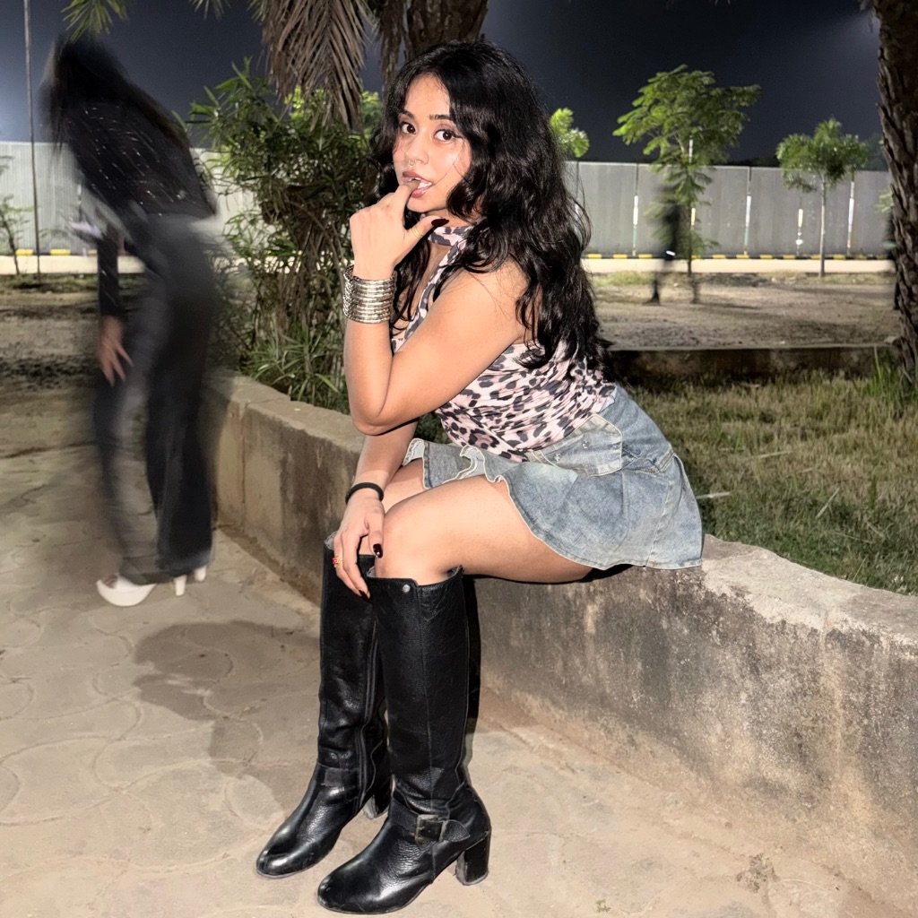 Nyraa🌤️ from IN on Tango Live