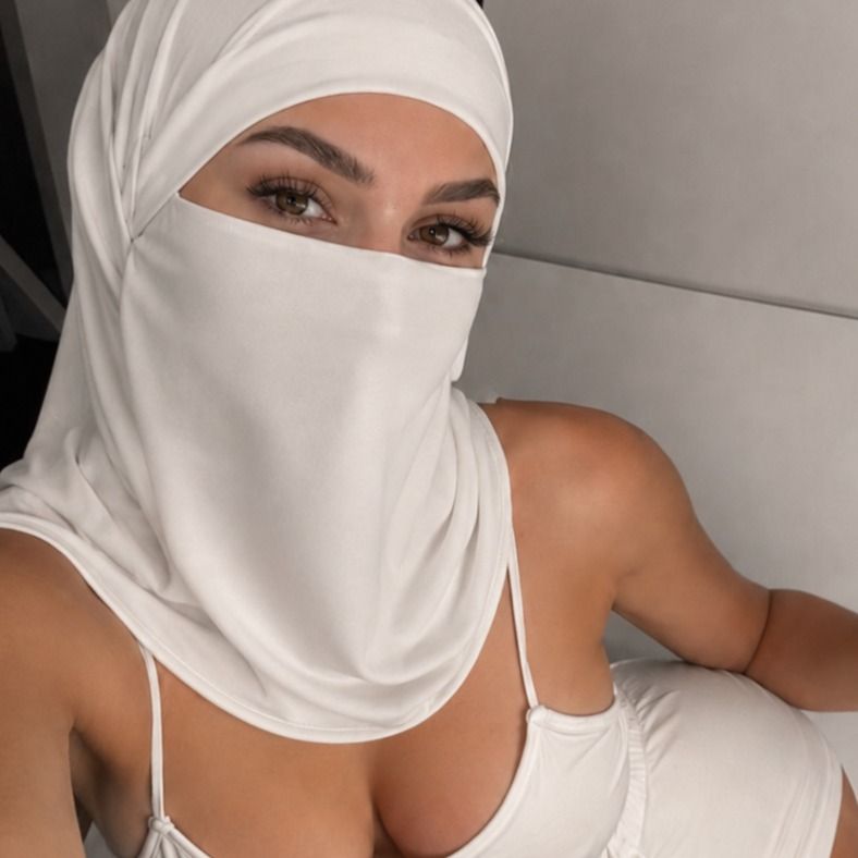 Samira Khalid on Tango Live