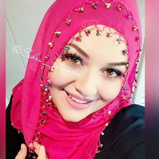Türbanlı EMiNE😘 Real var bylr on Tango Live