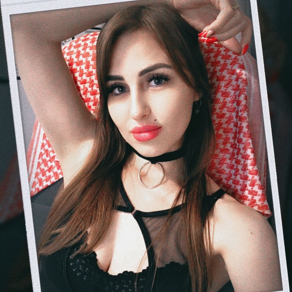 🍬𝐾𝑎𝑟𝑎𝑚𝑒𝑙𝑘𝑎🍭 on Tango Live