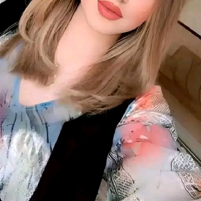 الملكه وخالها دياتا مغربيه 🔥