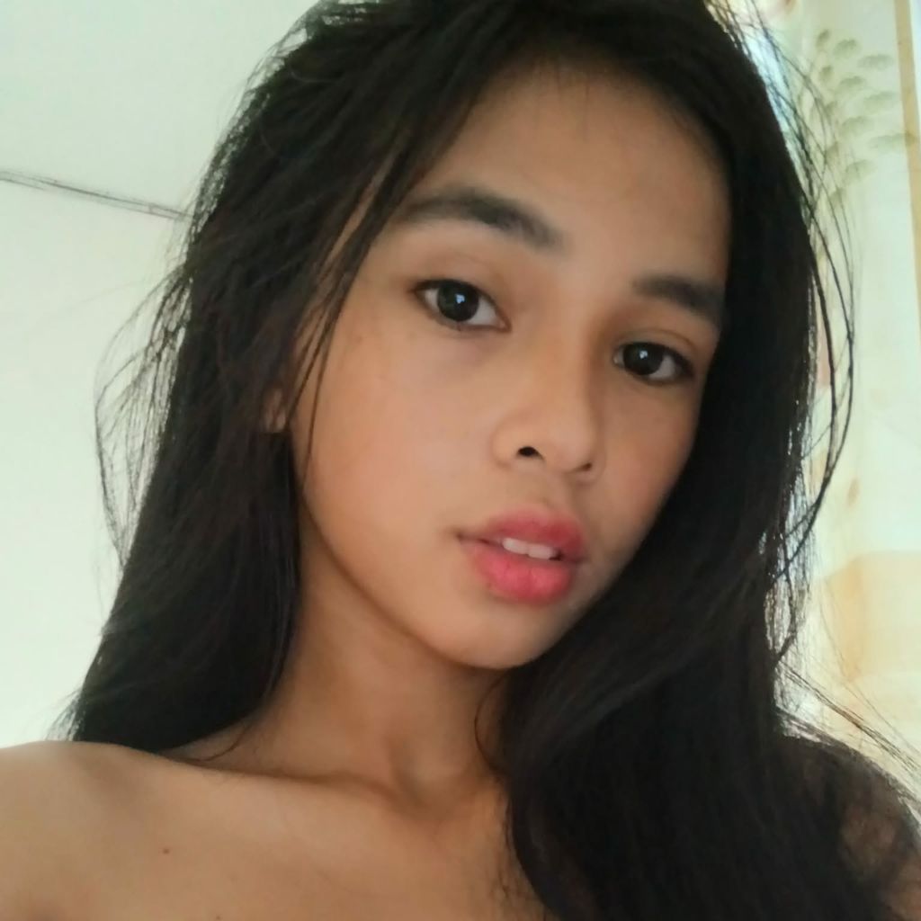 Gina from PH on Tango Live