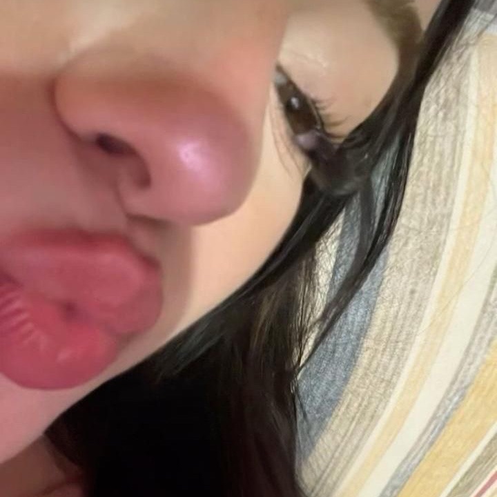 Alina🩷 from AE on Tango Live