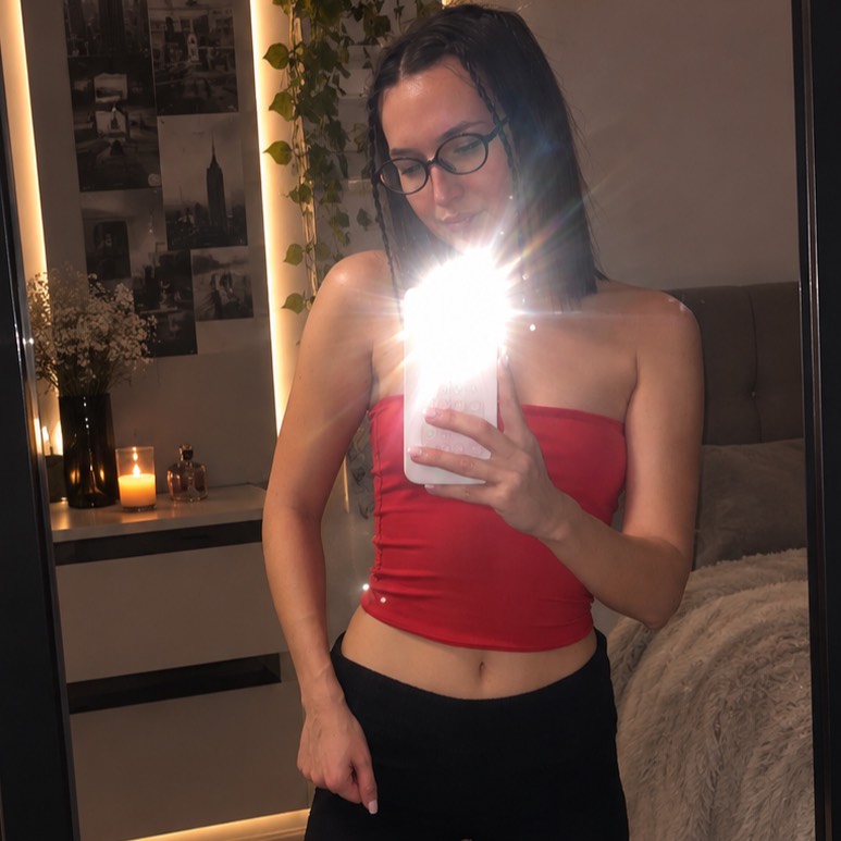 Neysty 🍑𝕻𝕱